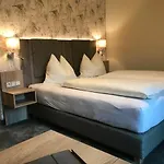招待所 Wiesenhof 3*