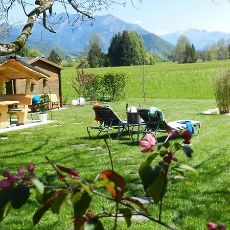 Wiesenhof 3* شتروبل