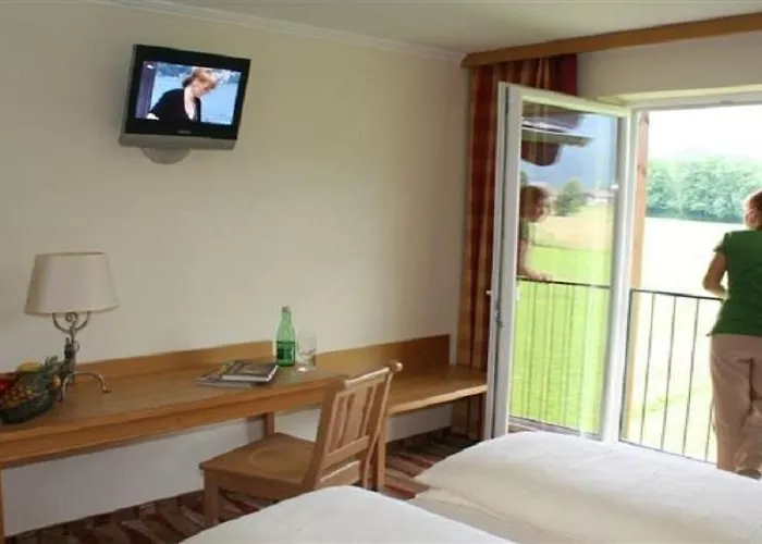 Wiesenhof Pensionat Strobl